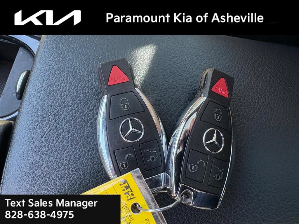 Used 2020 Mercedes-Benz SLC 300 image 27