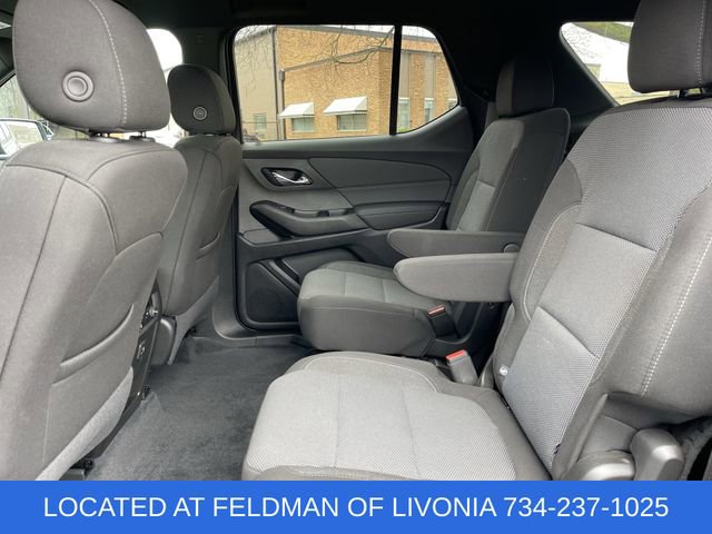 Used 2023 Chevrolet Traverse LT FWD image 23