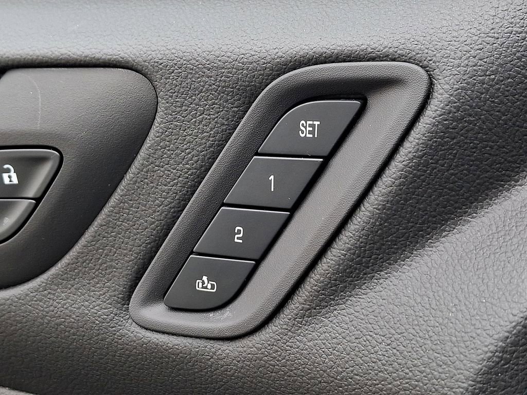 Used 2023 GMC Acadia AT4 w/ Technology Package image 27