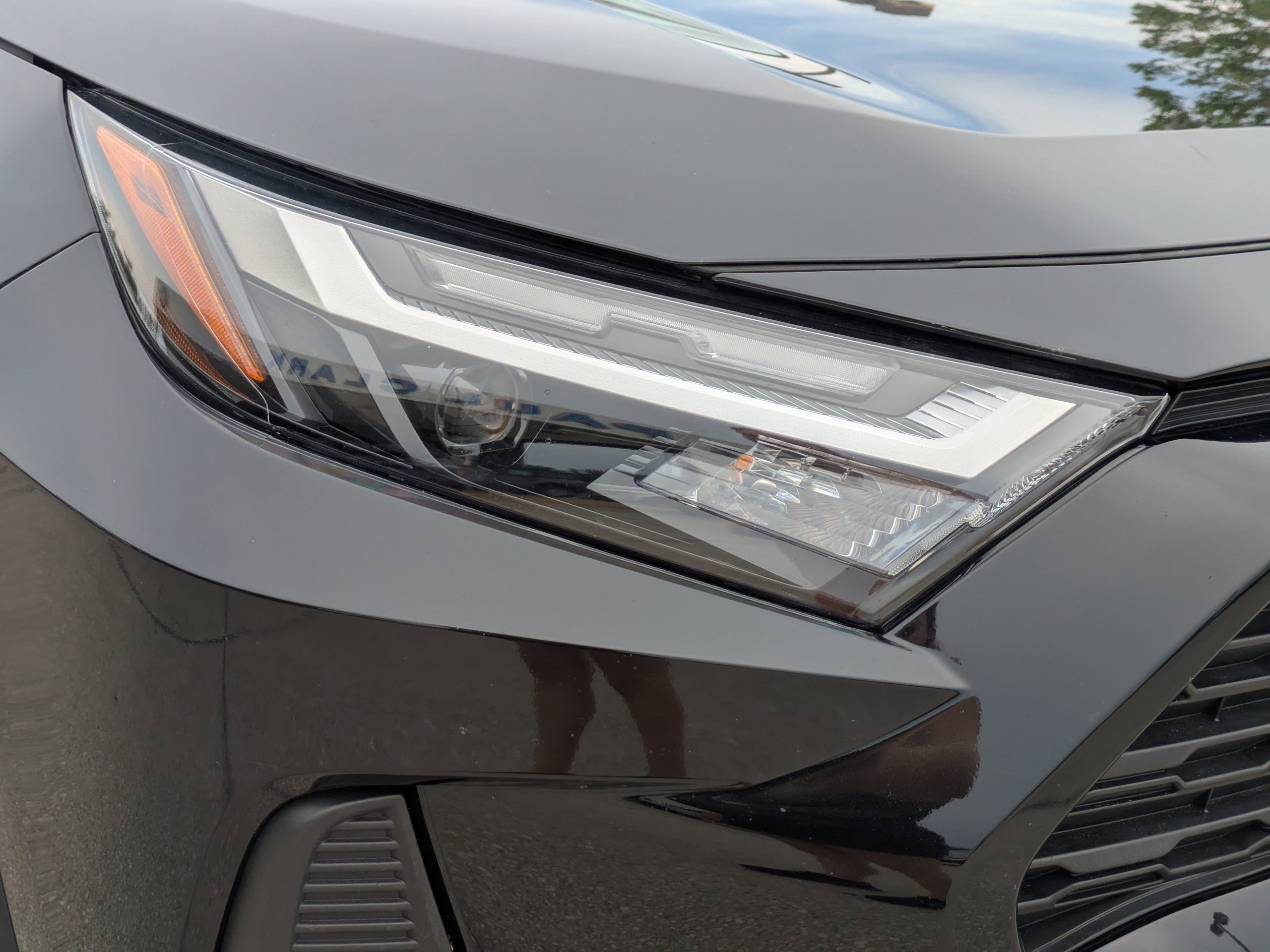 Used 2023 Toyota RAV4 LE image 10