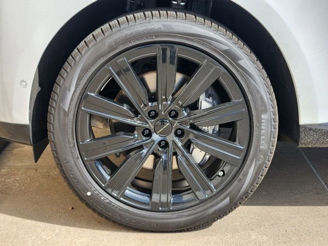 New 2026 Land Rover Range Rover SE image 7