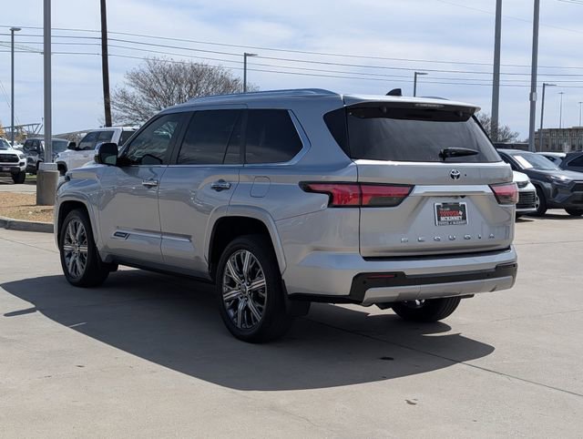 Used 2024 Toyota Sequoia Capstone image 9