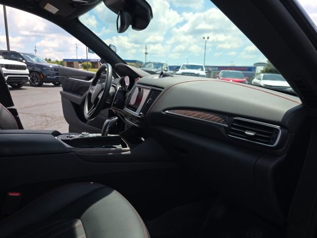 Used 2023 Maserati Levante Modena AWD/4WD image 42