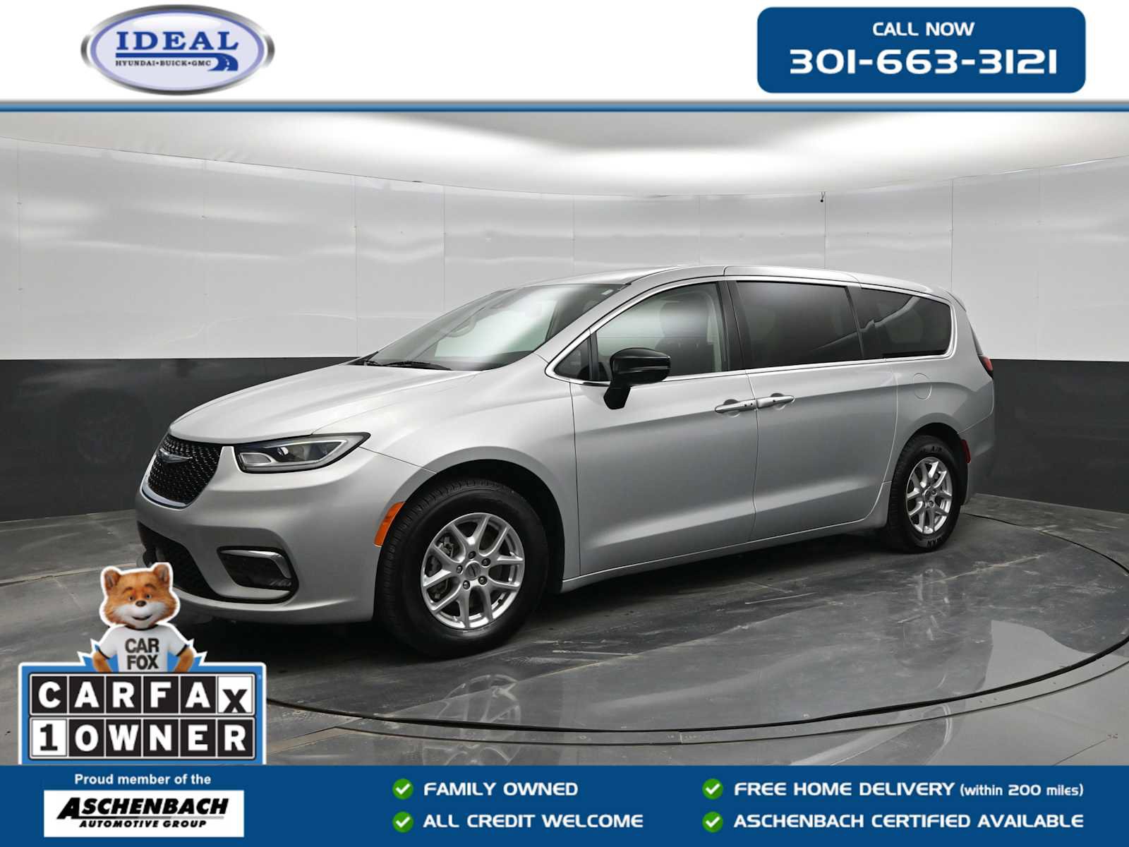 Used 2024 Chrysler Pacifica Touring-L FWD image 1