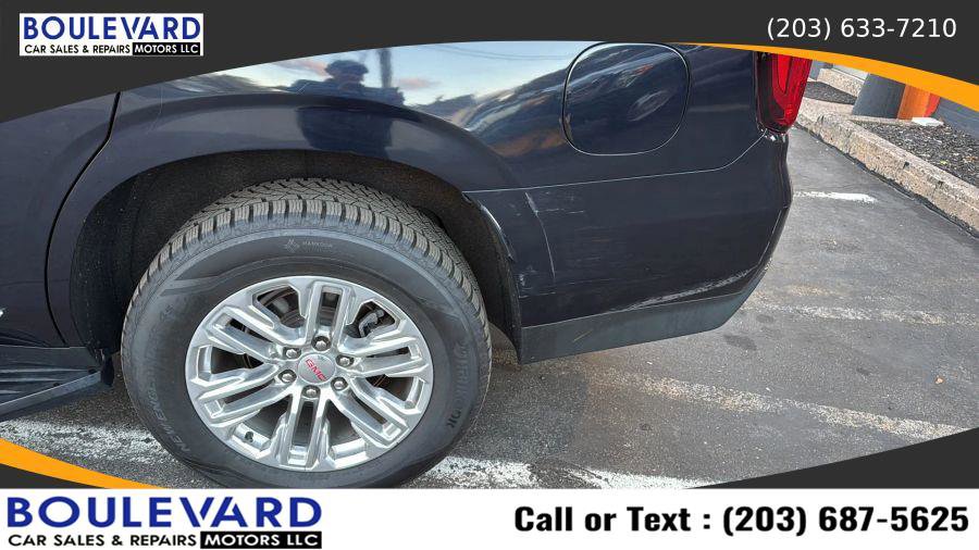 Used 2021 GMC Yukon SLT w/ SLT Premium Package image 10