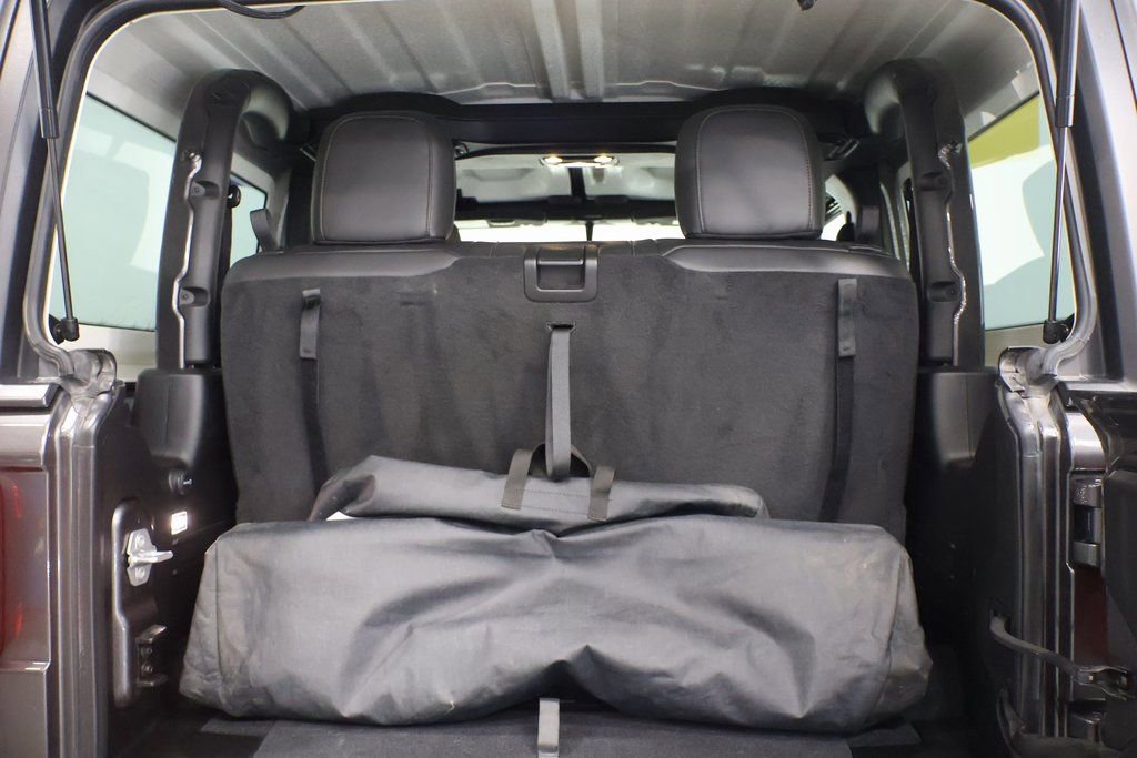 Used 2019 Jeep Wrangler Rubicon w/ LED Lighting Group image 25