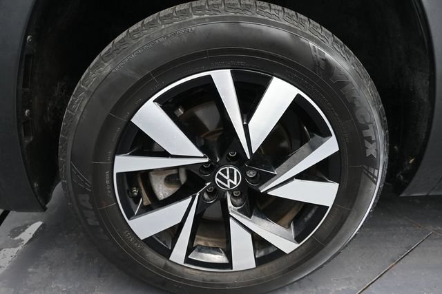 Used 2022 Volkswagen Atlas Cross Sport SE AWD/4WD image 22