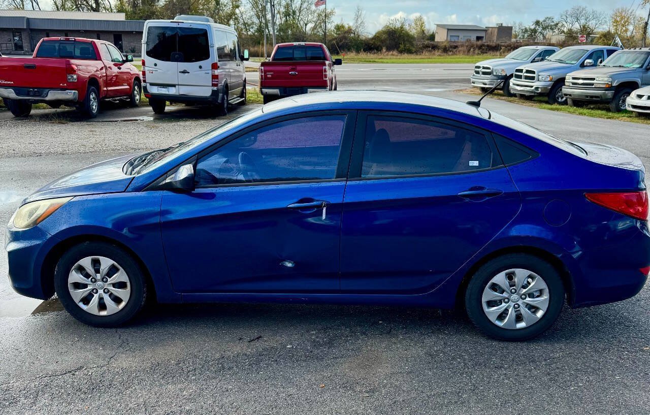 Used 2015 Hyundai Accent GLS FWD image 8