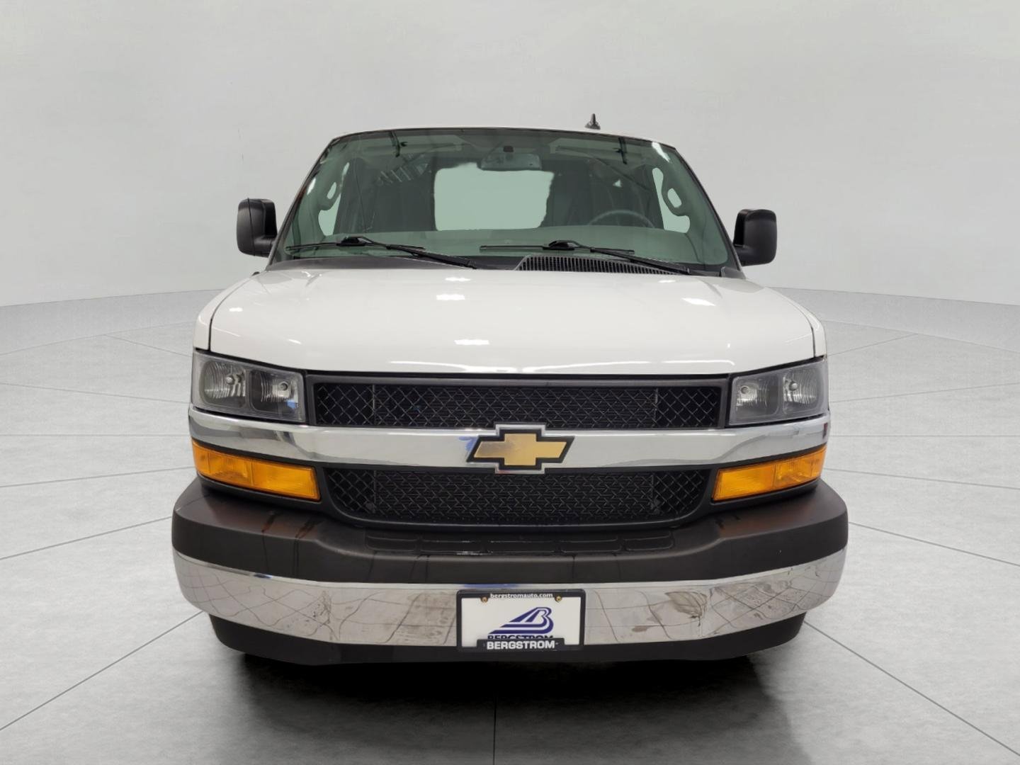Used 2024 Chevrolet Express 2500 w/ Driver Convenience Package image 13