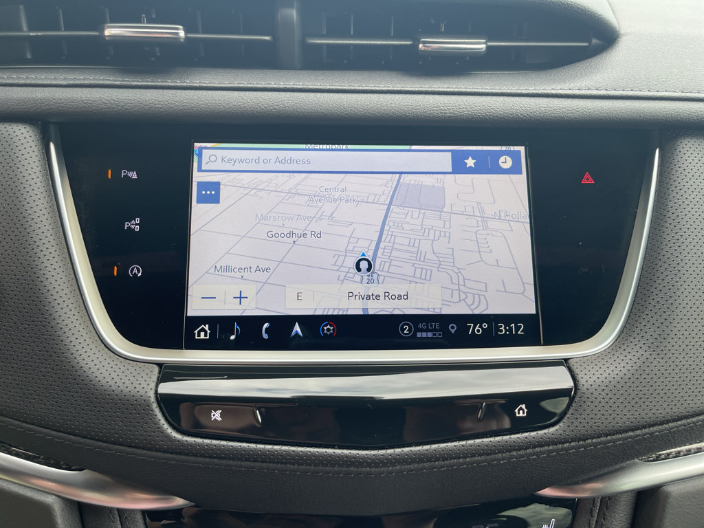 Used 2026 Cadillac XT5 Sportv w/ LPO, Floor Liner Package AWD/4WD image 27