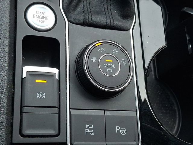 Used 2021 Volkswagen Atlas SEL Premium AWD/4WD image 23