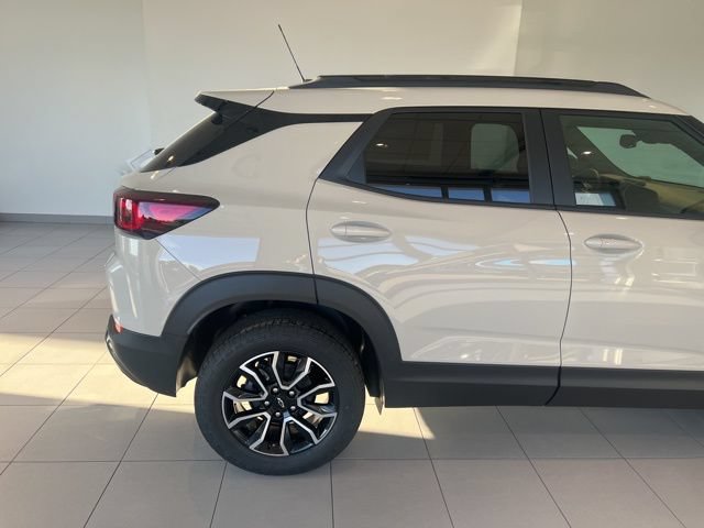 New 2026 Chevrolet TrailBlazer ACTIV w/ Convenience Package AWD/4WD image 9