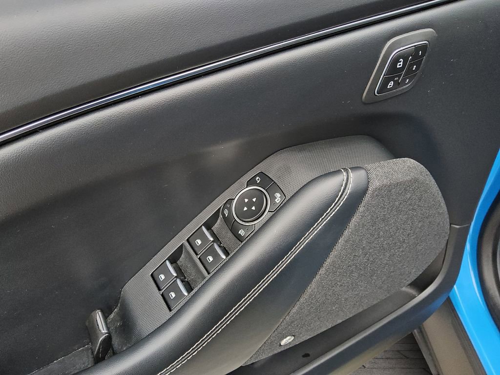 Used 2023 Ford Mustang Mach-E Premium image 18