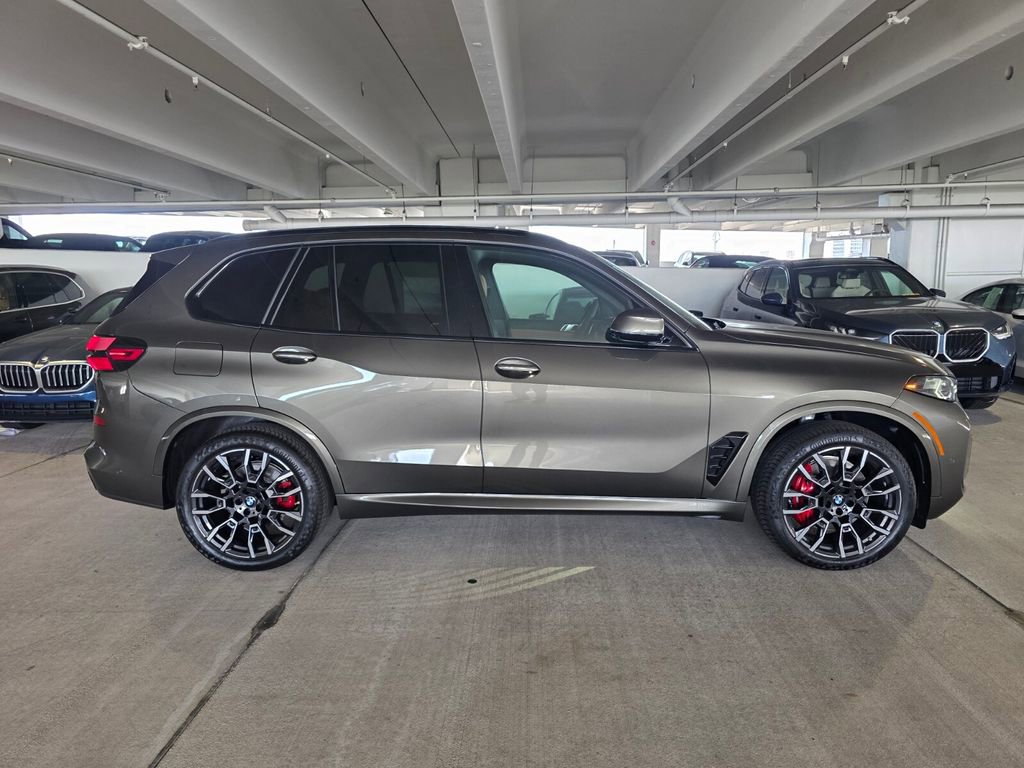 New 2026 BMW X5 sDrive40i RWD image 3
