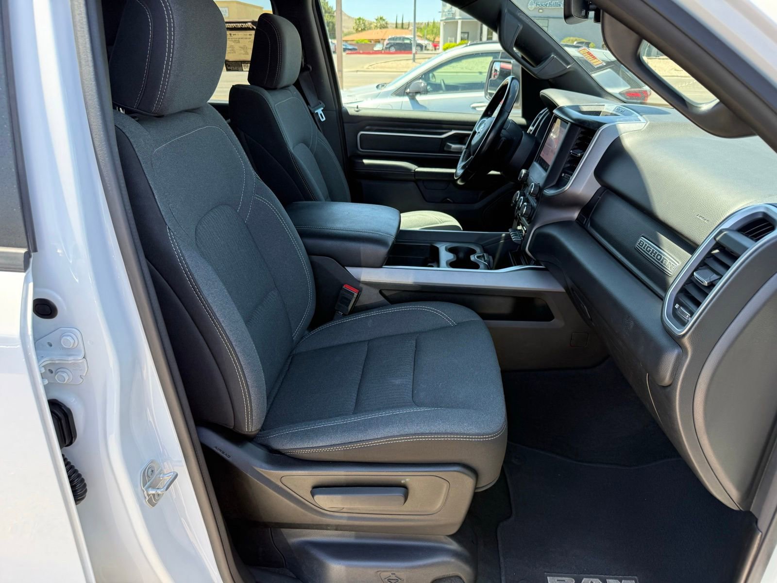 Used 2022 RAM 1500 Big Horn AWD/4WD image 35