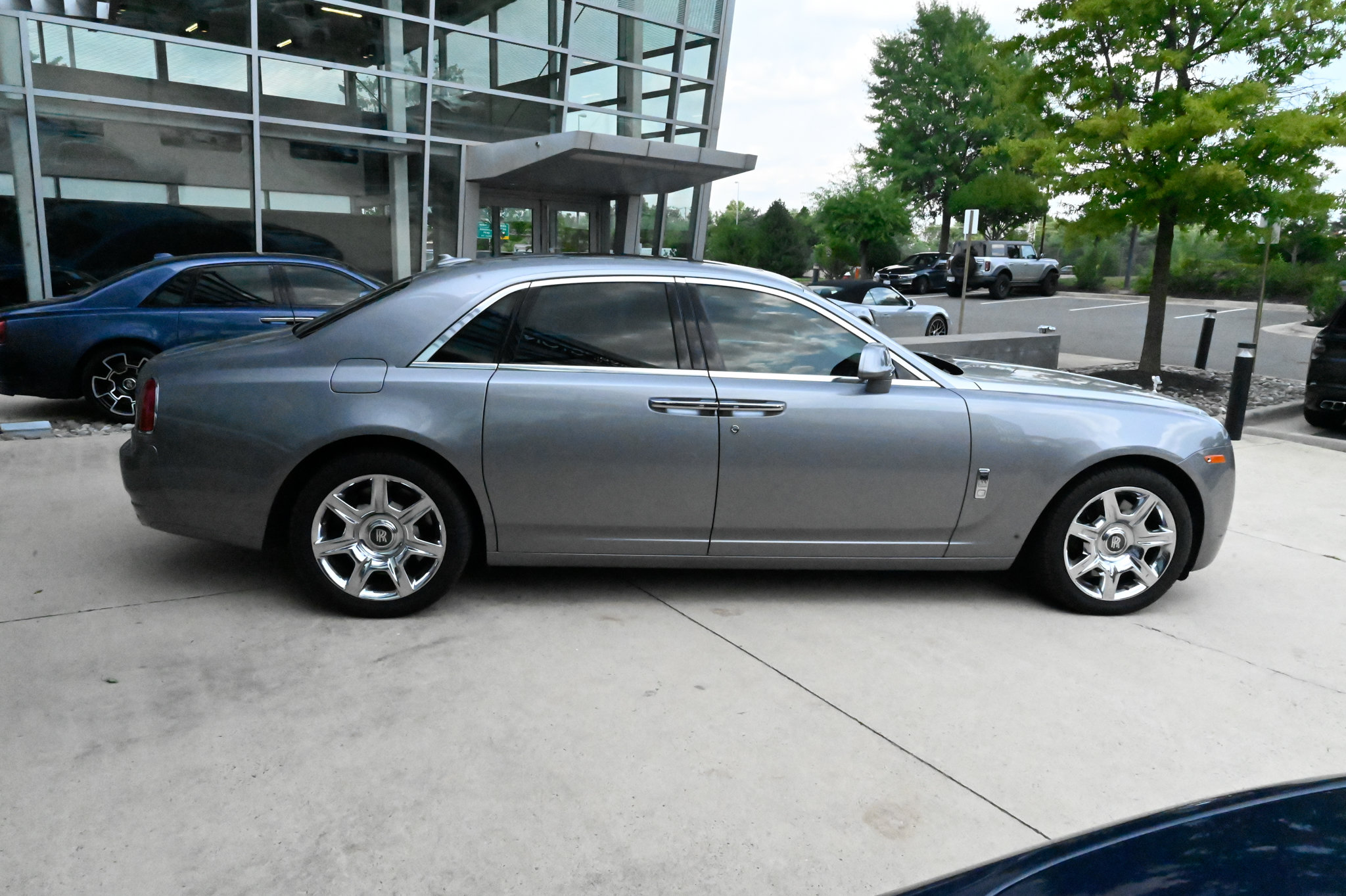 Used 2013 Rolls-Royce Ghost RWD image 6