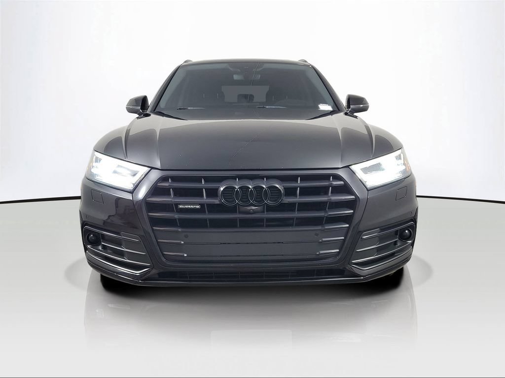Used 2020 Audi Q5 Prestige w/ Prestige Package AWD/4WD image 2