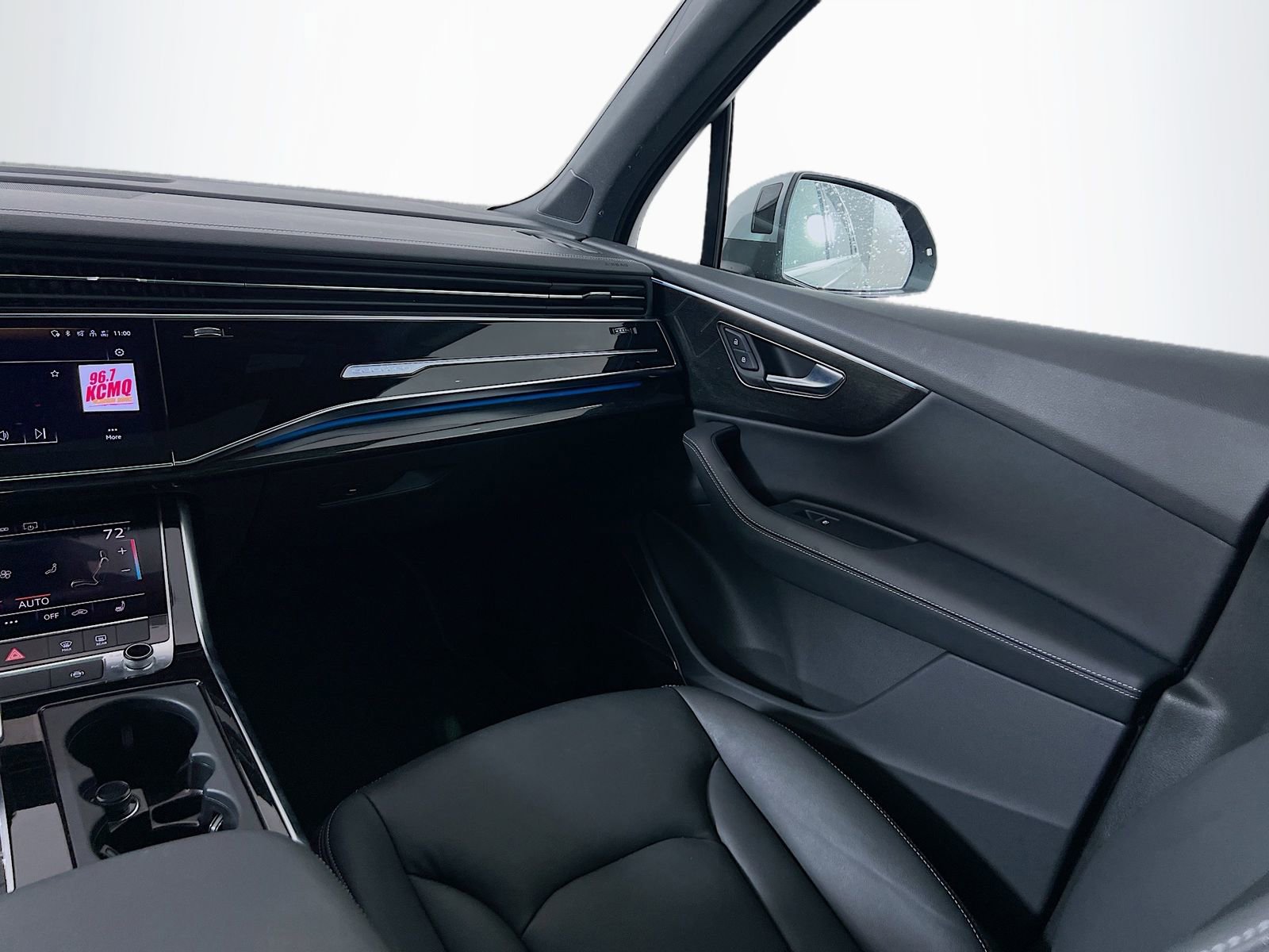 Used 2025 Audi Q7 3.0T Premium Plus image 26