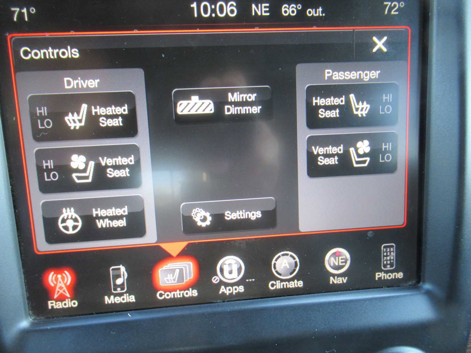 Used 2014 RAM 2500 Laramie image 34