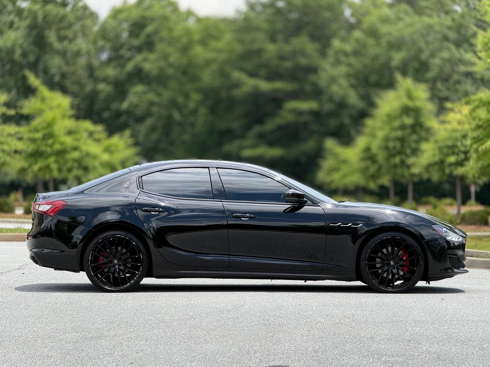 Used 2019 Maserati Ghibli RWD image 12