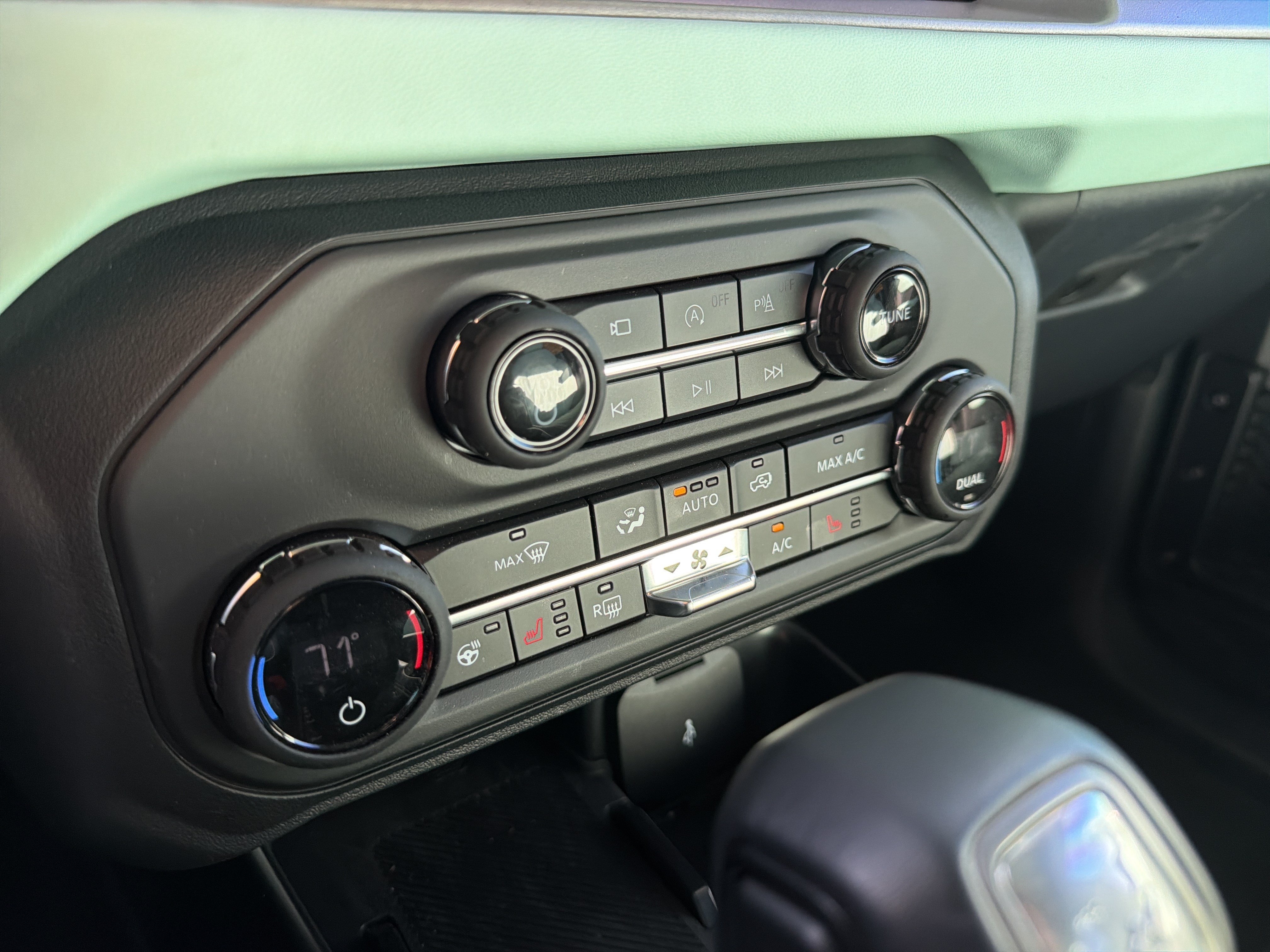 Used 2026 Ford Bronco Outer Banks AWD/4WD image 83