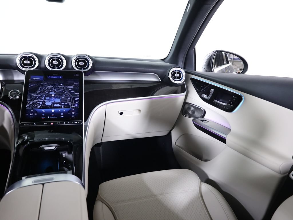 Used 2026 Mercedes-Benz GLC 300 4MATIC image 48