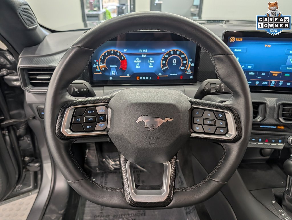 Used 2025 Ford Mustang Coupe RWD image 25