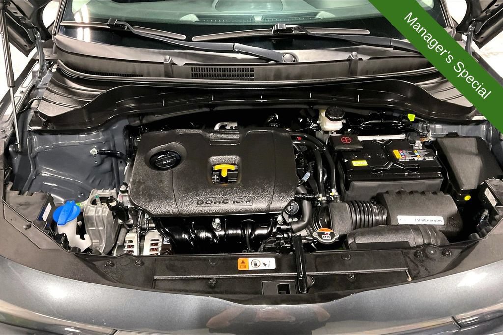 Used 2025 Kia Soul LX w/ LX Technology Package FWD image 11