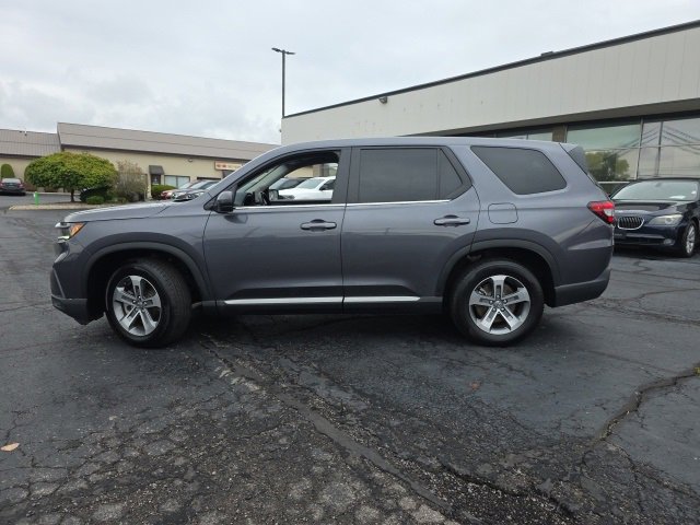 Used 2024 Honda Pilot EX-L image 3