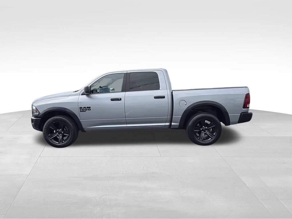 Used 2024 RAM 1500 Classic SLT AWD/4WD image 7