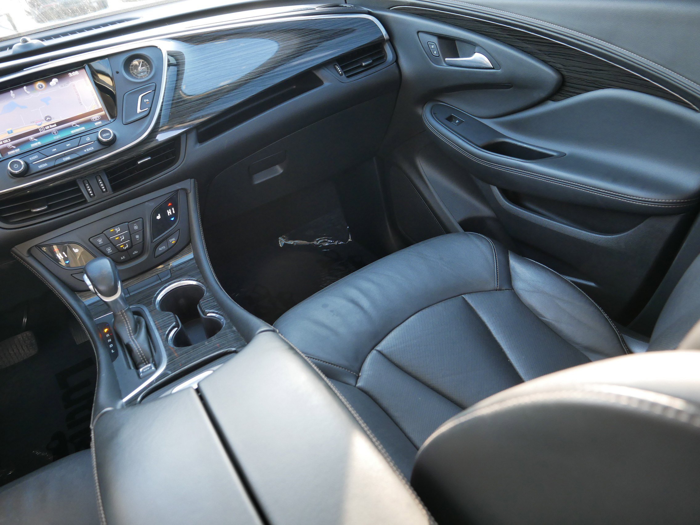 Used 2017 Buick Envision Essence w/ LPO, Cargo Package image 11