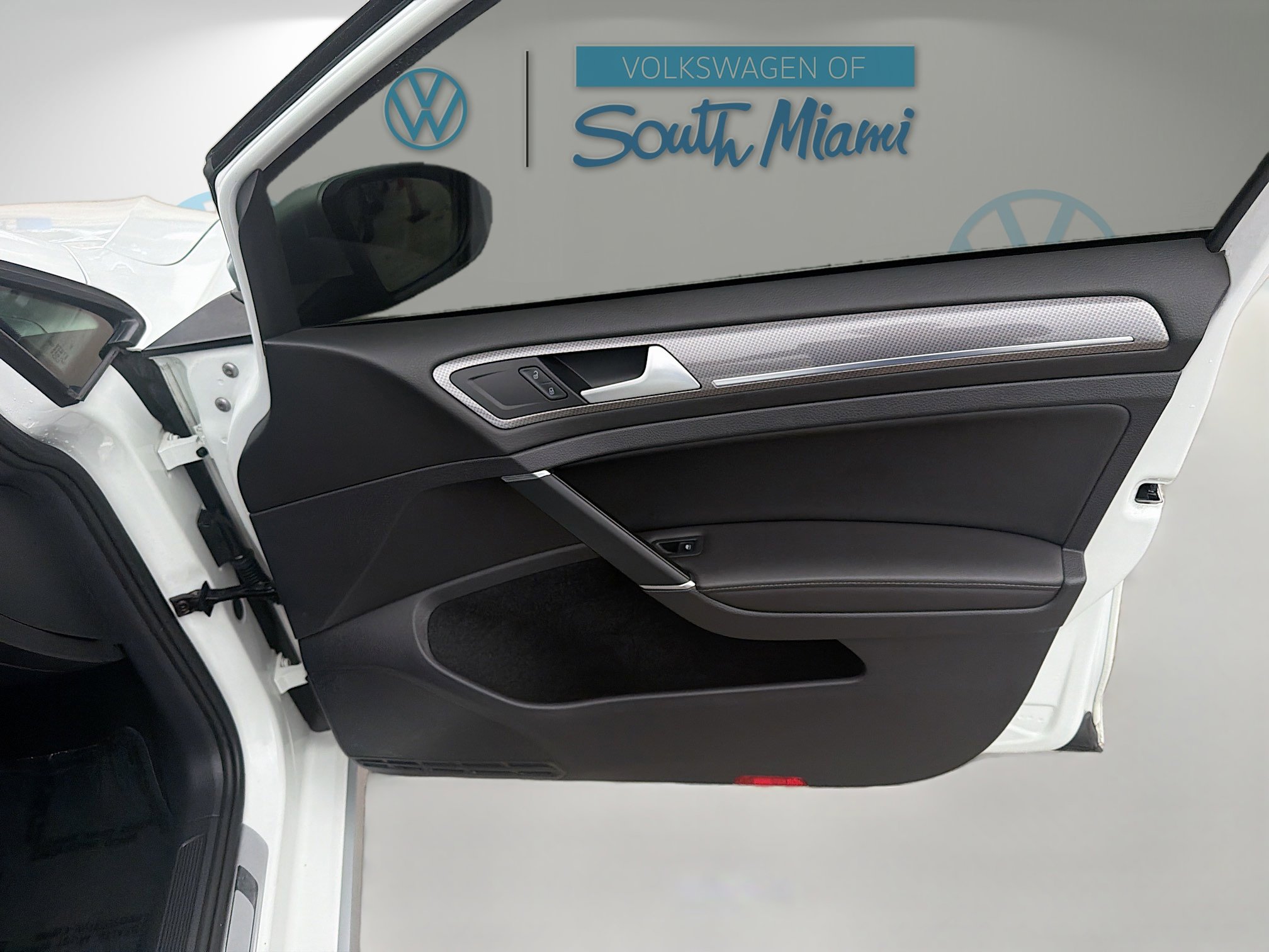 Used 2019 Volkswagen Golf Alltrack SE image 33