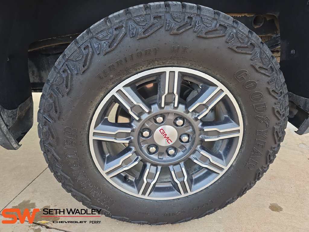 Used 2025 GMC Sierra 1500 AT4 AWD/4WD image 33