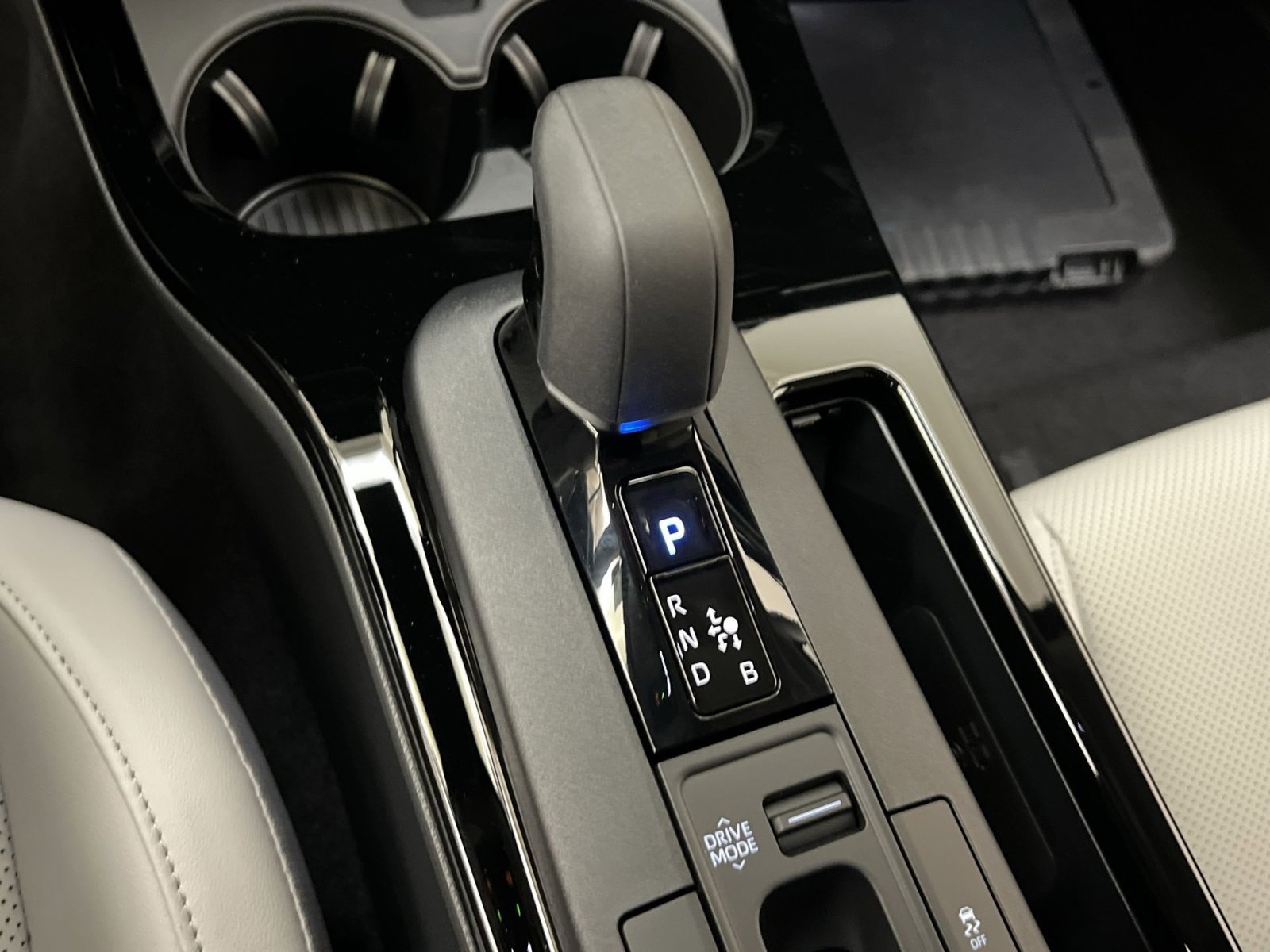 New 2026 Toyota Prius Limited image 16