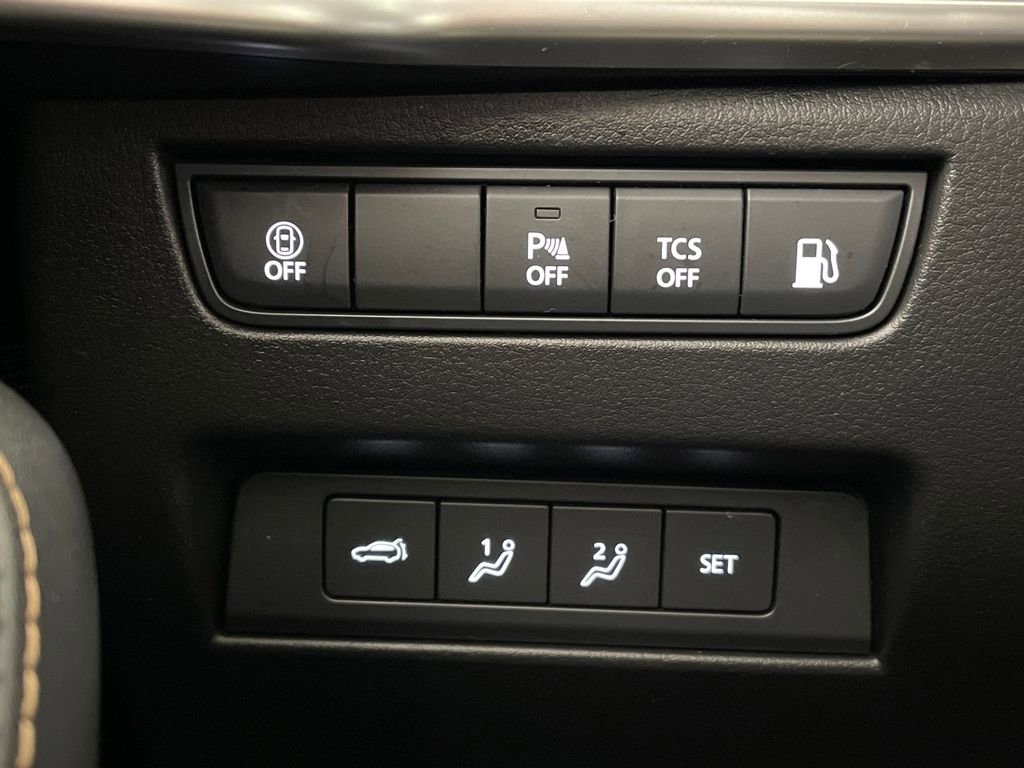 Used 2024 MAZDA CX-90 Plug-In Hybrid w/ Premium Pkg image 30