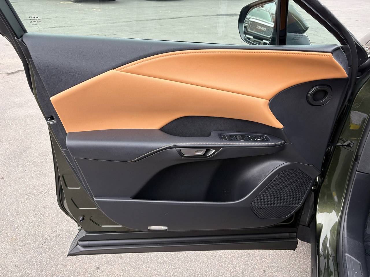 Used 2025 Lexus RX 350 AWD image 16