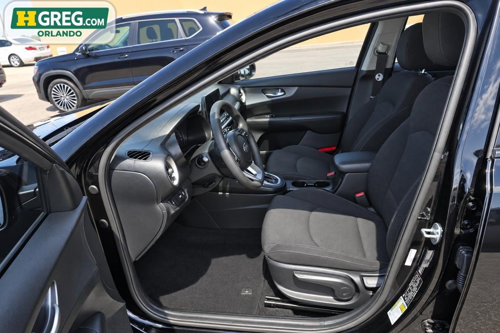 Used 2021 Kia Forte Sedan FWD image 10