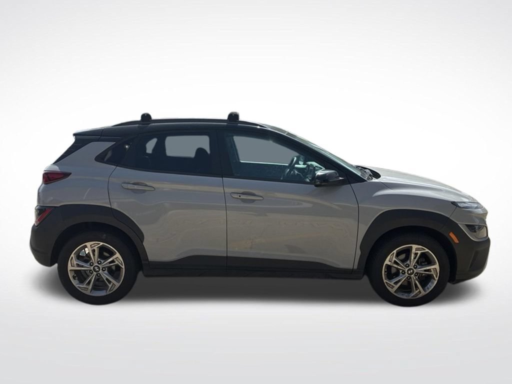 Used 2022 Hyundai Kona SEL FWD image 5