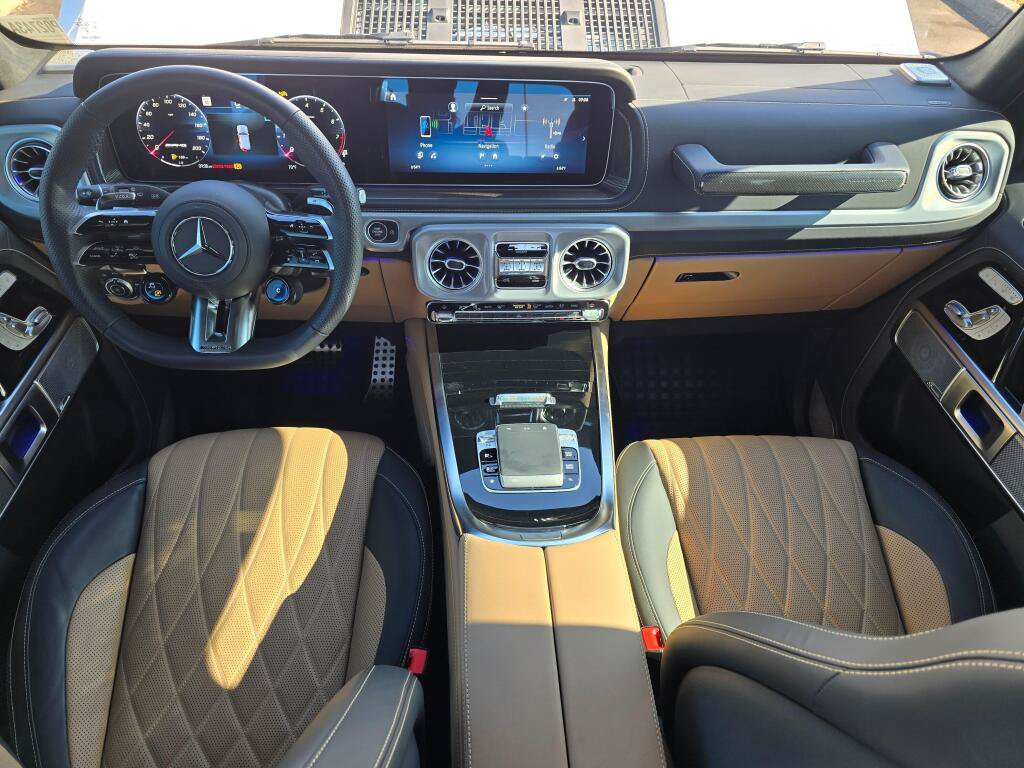 Used 2025 Mercedes-Benz G 63 AMG 4MATIC image 16