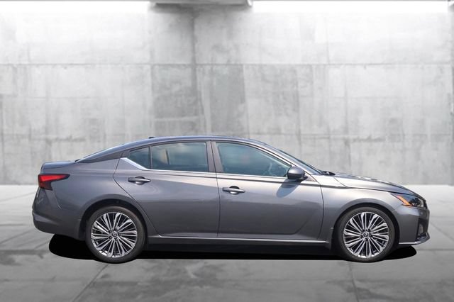 New 2026 Nissan Altima 2.5 SV w/ SV Premium Package FWD image 5