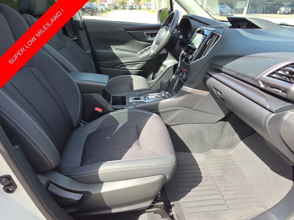 Used 2021 Subaru Forester Premium image 14