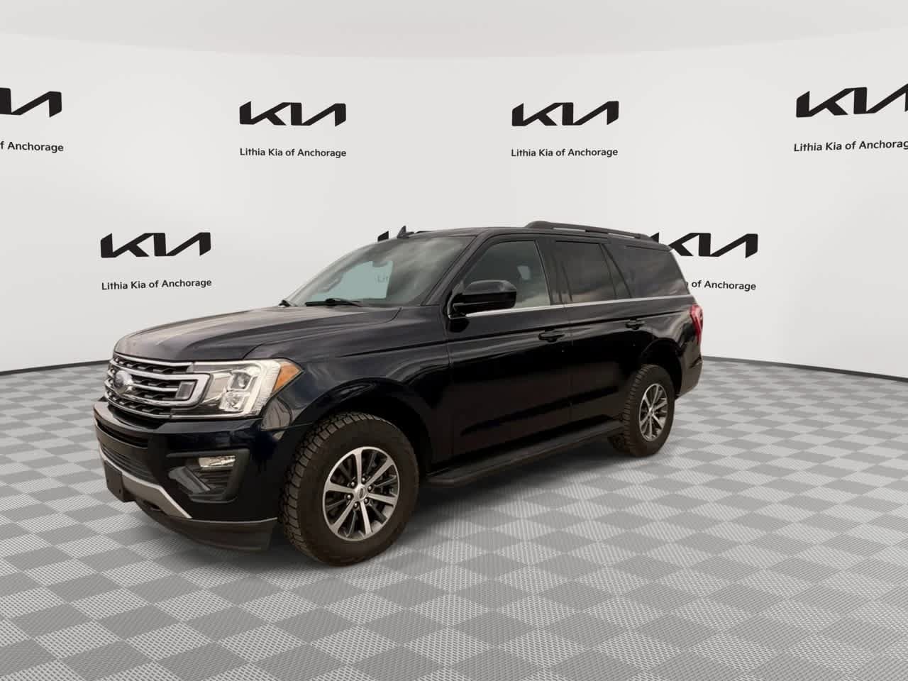 Used 2021 Ford Expedition XLT AWD/4WD image 4