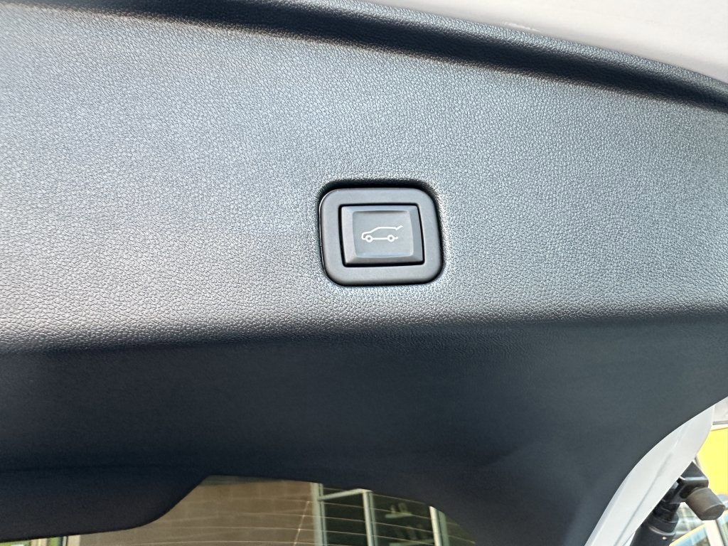 Used 2024 Acura ZDX Type S image 36