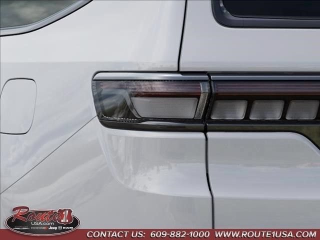 New 2026 Jeep Grand Wagoneer L Limited w/ Premium Group II AWD/4WD image 10