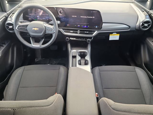 New 2026 Chevrolet Equinox EV LT w/ LPO, Blackout Package image 16