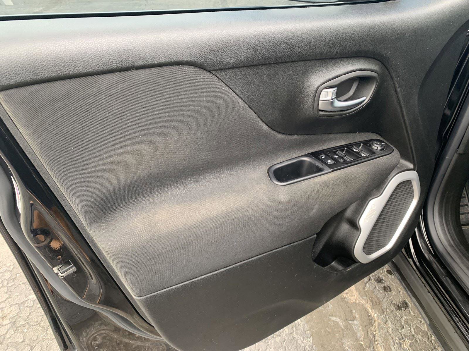 Used 2021 Jeep Renegade Sport image 13