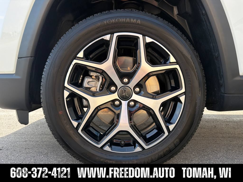 Used 2025 Jeep Compass Limited AWD/4WD image 25