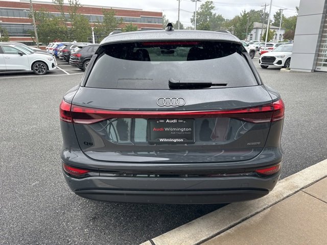 New 2025 Audi Q6 e-tron Premium Plus image 4