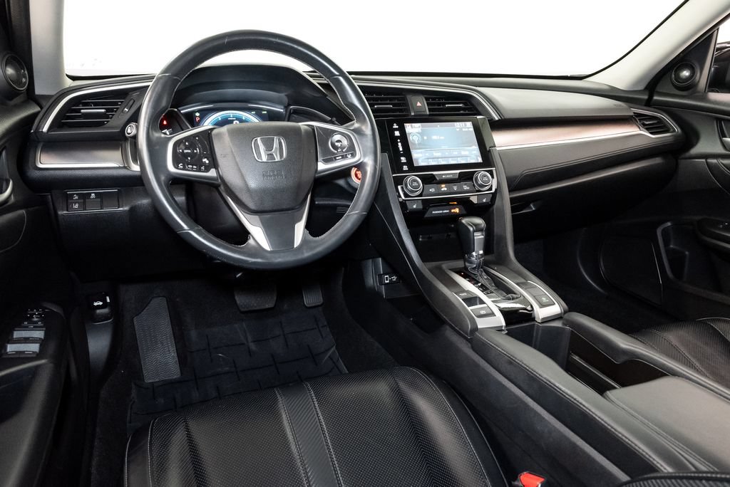 Used 2016 Honda Civic Touring image 7
