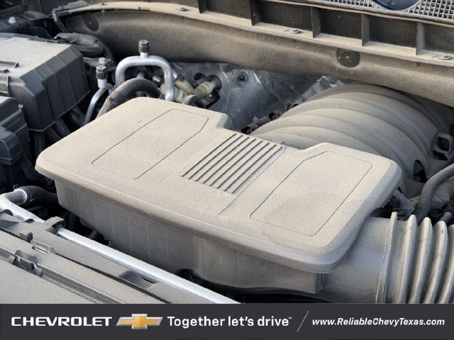 Used 2023 Chevrolet Tahoe Z71 w/ Luxury Package AWD/4WD image 39